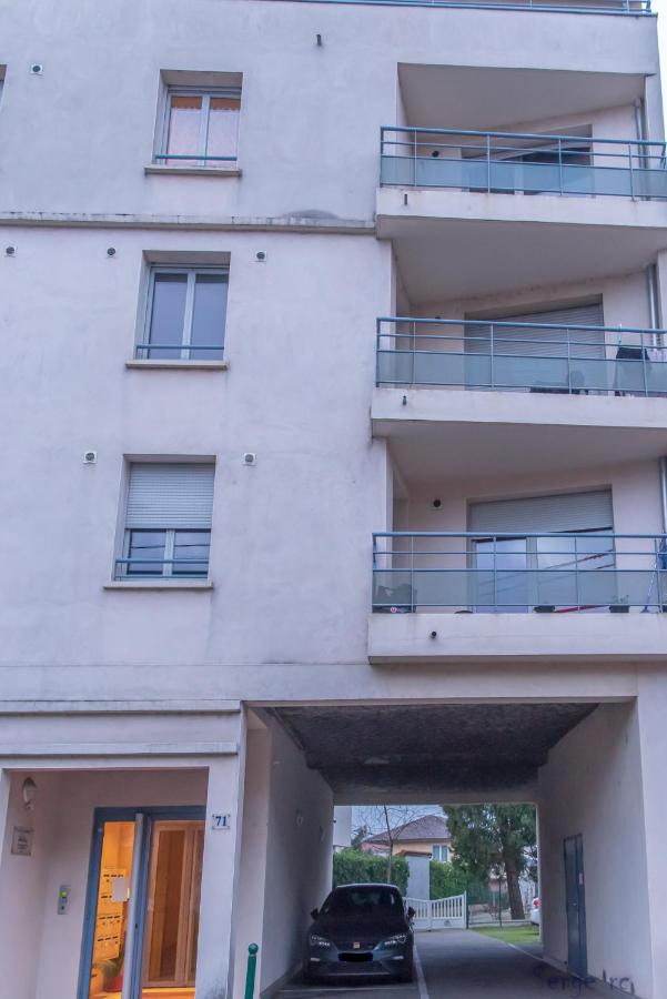 Le Clos Jaurès/Lyon-Eurexpo/Parc OL - B&B