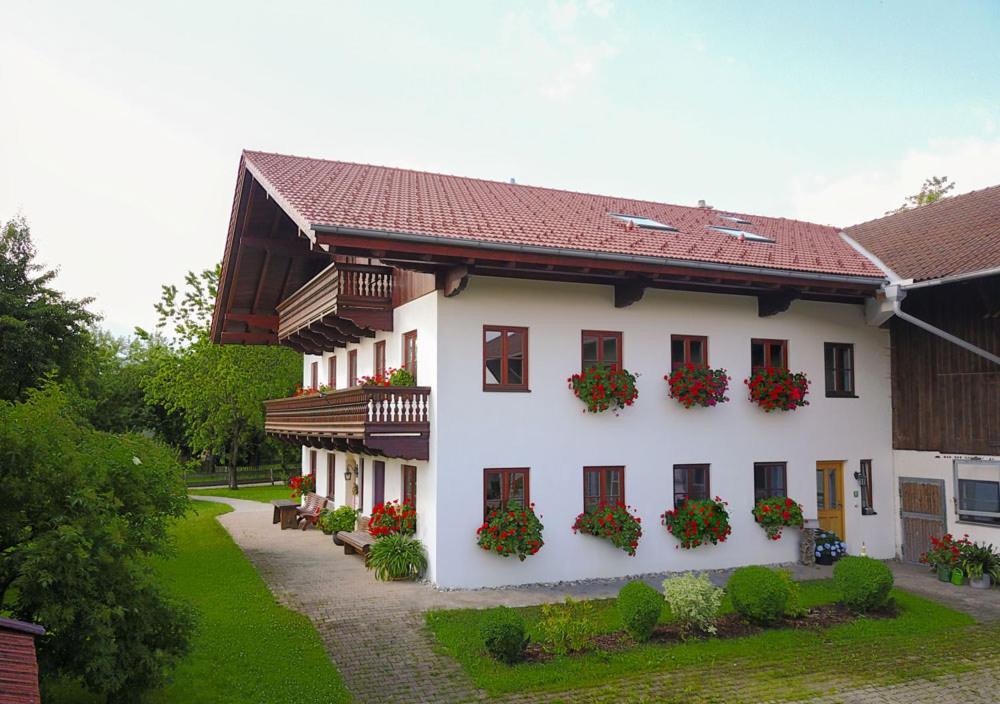 B&B Übersee - Fewo B33 - Bed and Breakfast Übersee