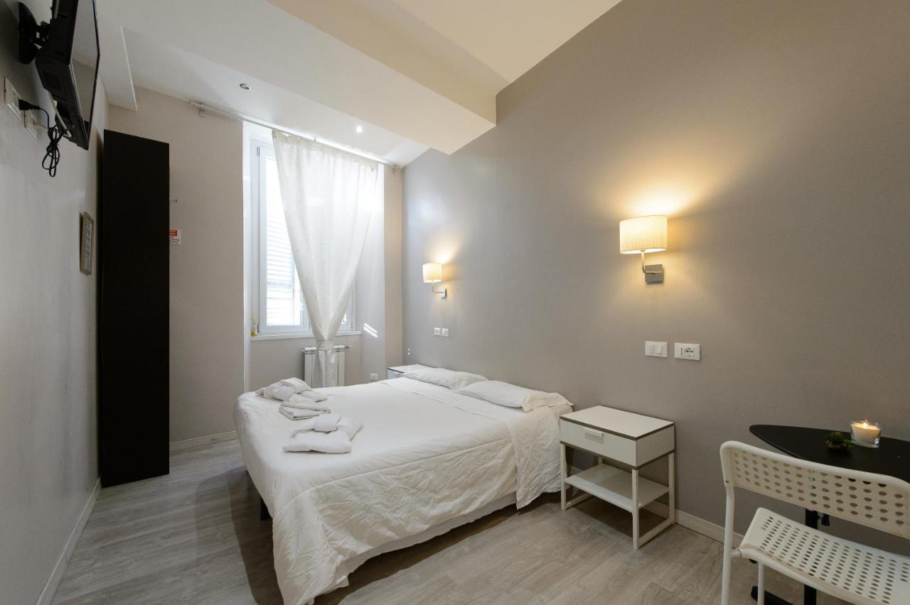 Double Room with Private External Bathroom