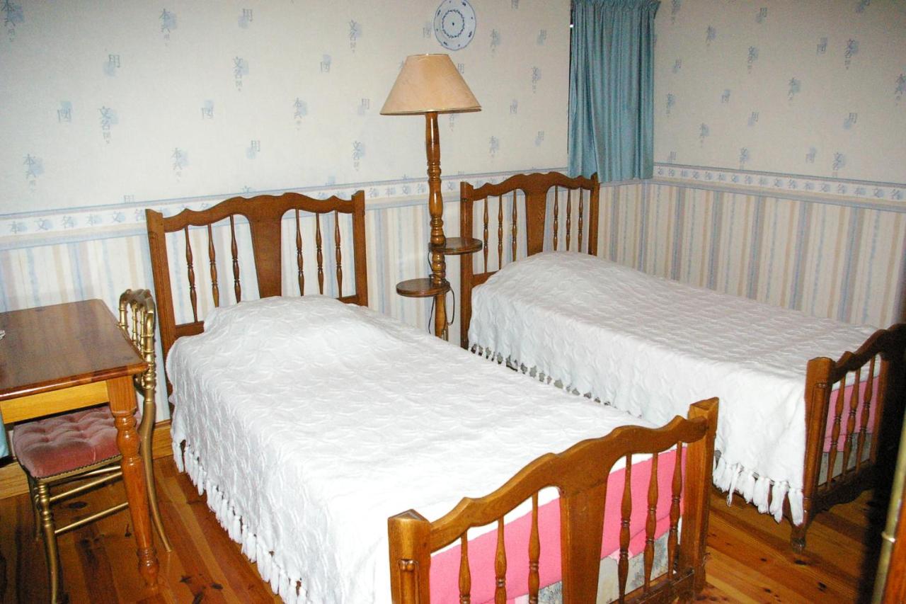 B&B Lalinde - Chambres d'Hotes du Maine - Bed and Breakfast Lalinde