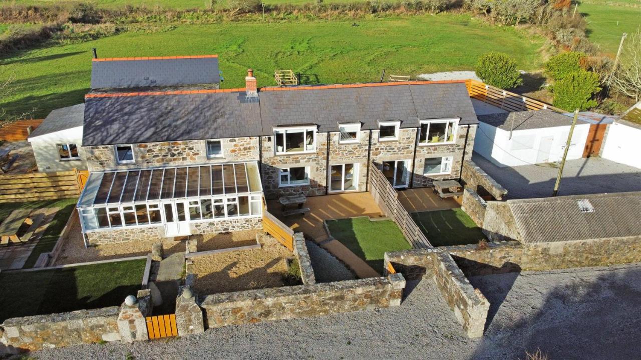 Arrowan Common Farm Cottages - Bed and Breakfast Coverack