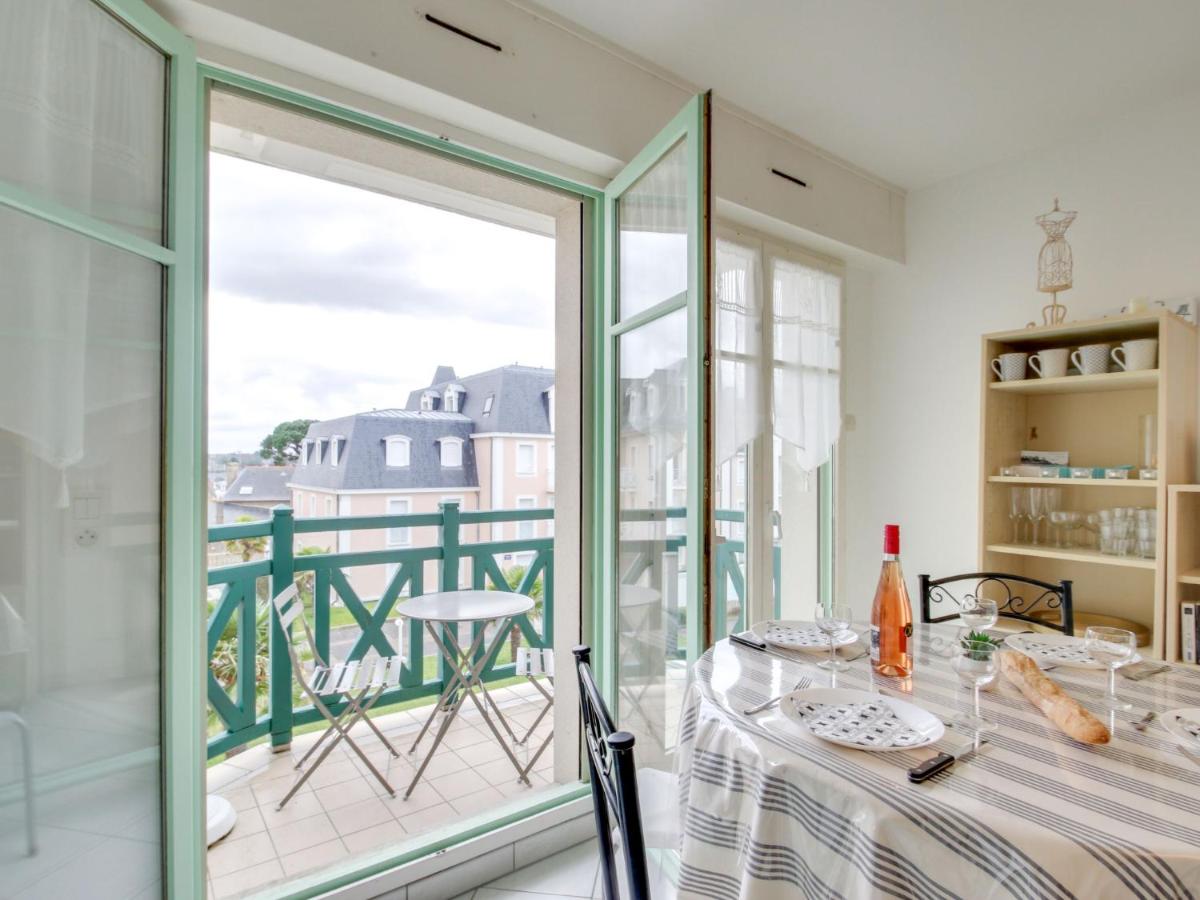 B&B Dinard - Apartment Résidence des Tennis-1 by Interhome - Bed and Breakfast Dinard