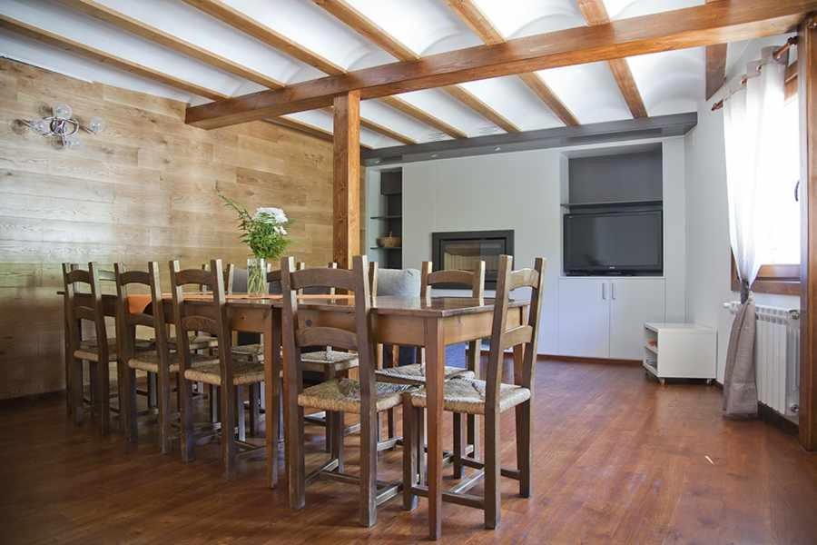 Five-Bedroom House "Casa La Lourdes"