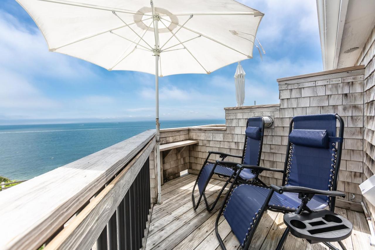 Deluxe Double Room with Balcony and Sea View