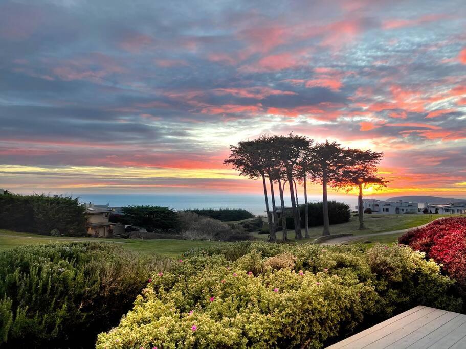 B&B Bodega Bay - Panorama Ocean & Golf Fairway view - Bed and Breakfast Bodega Bay