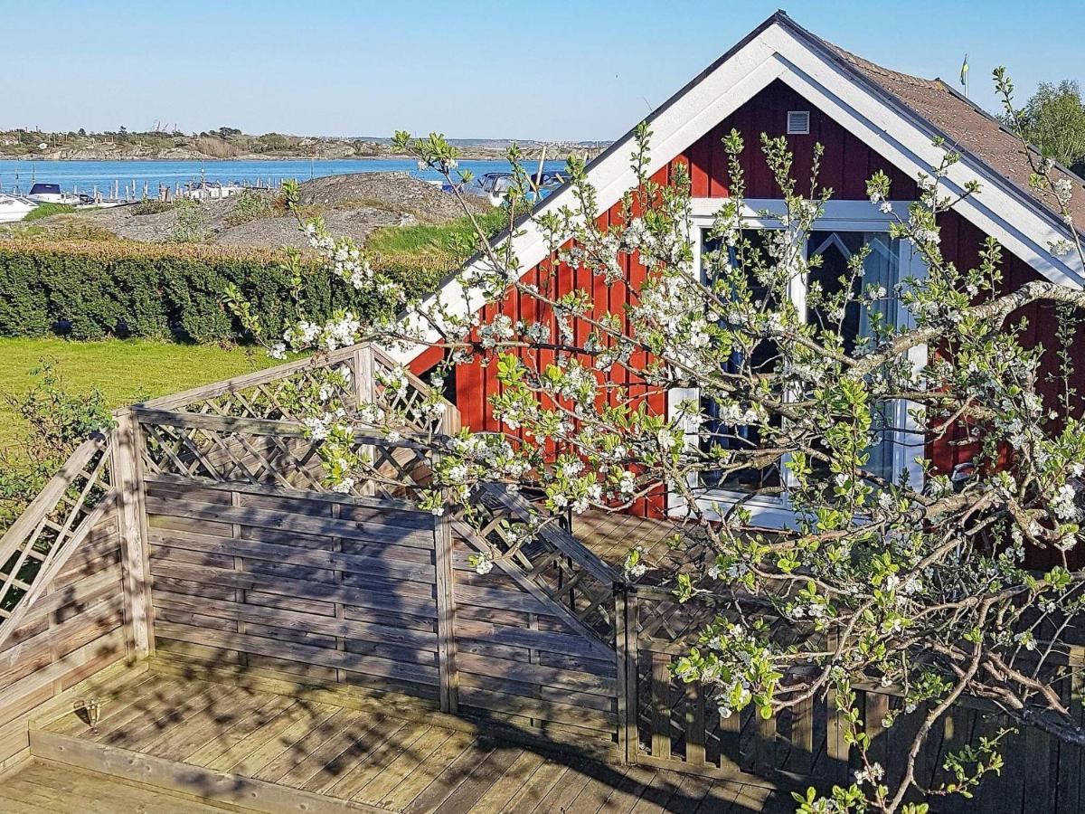 B&B Hällsvik - Holiday home in Torslanda 2 - Bed and Breakfast Hällsvik