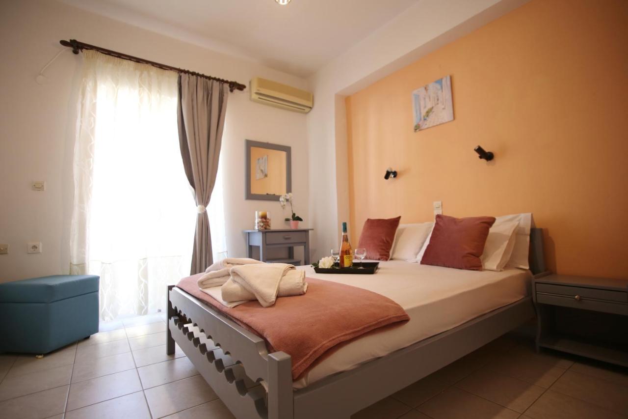 Double or Twin Room with Side Sea View