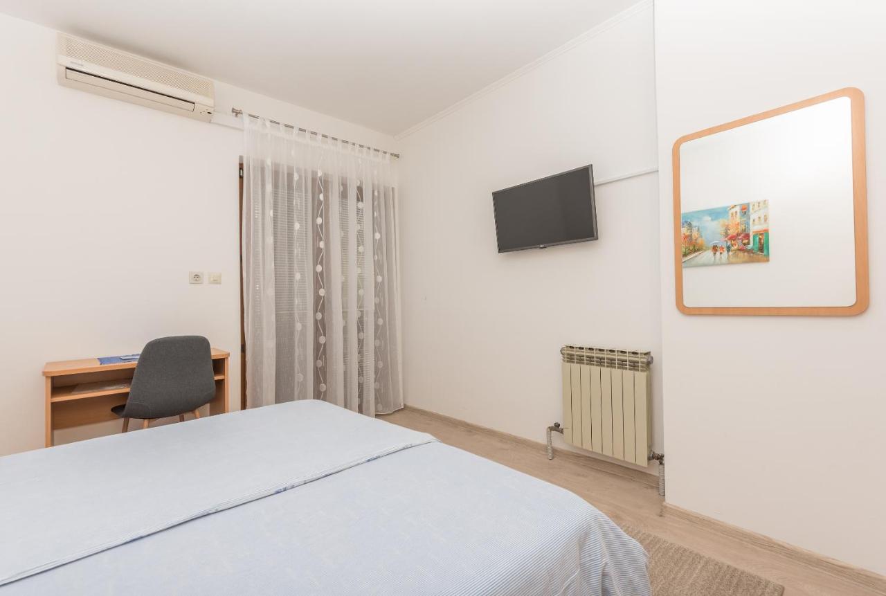 Apartmani Češljar - B&B Makarska