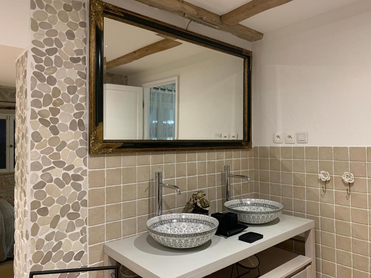 Deluxe Double Room with Shower