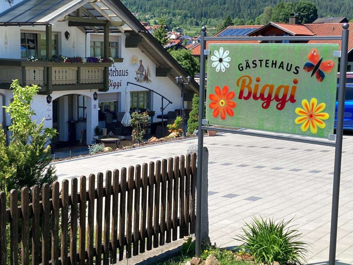 B&B Bodenmais - Gästehaus Biggi - Bed and Breakfast Bodenmais
