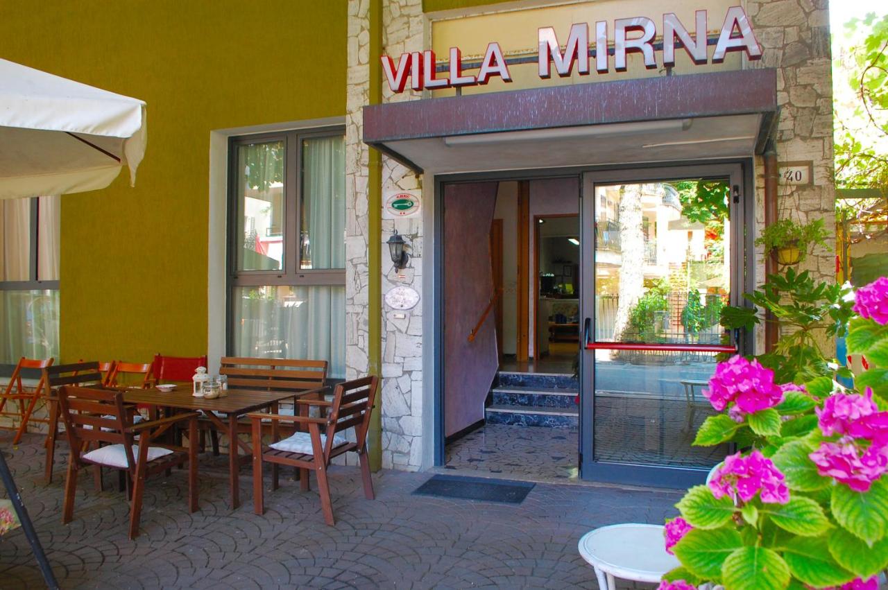 B&B Rimini - Villa Mirna - Bed and Breakfast Rimini