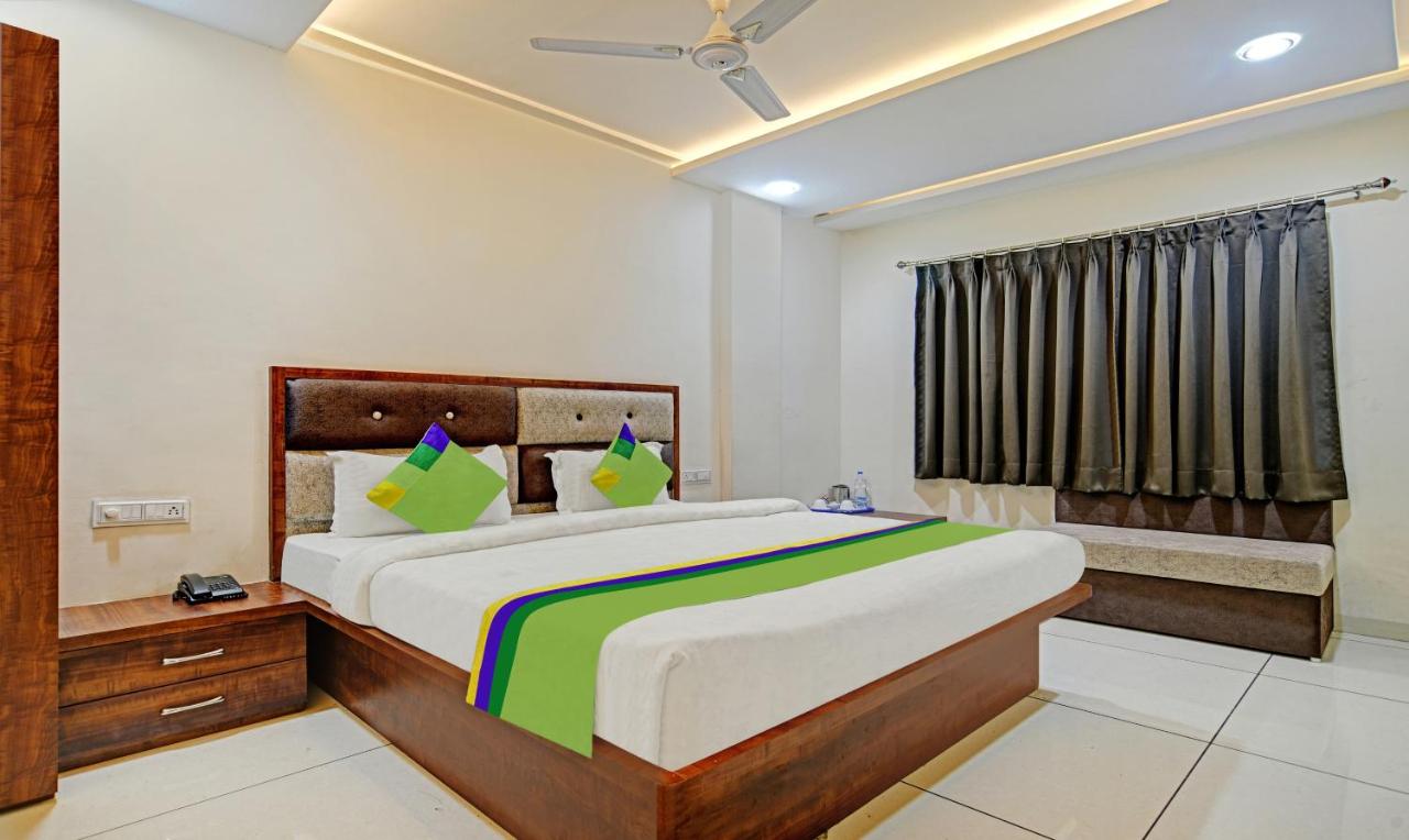 B&B Indore - Treebo Trend Jayshree Palace C21 Business Park - Bed and Breakfast Indore