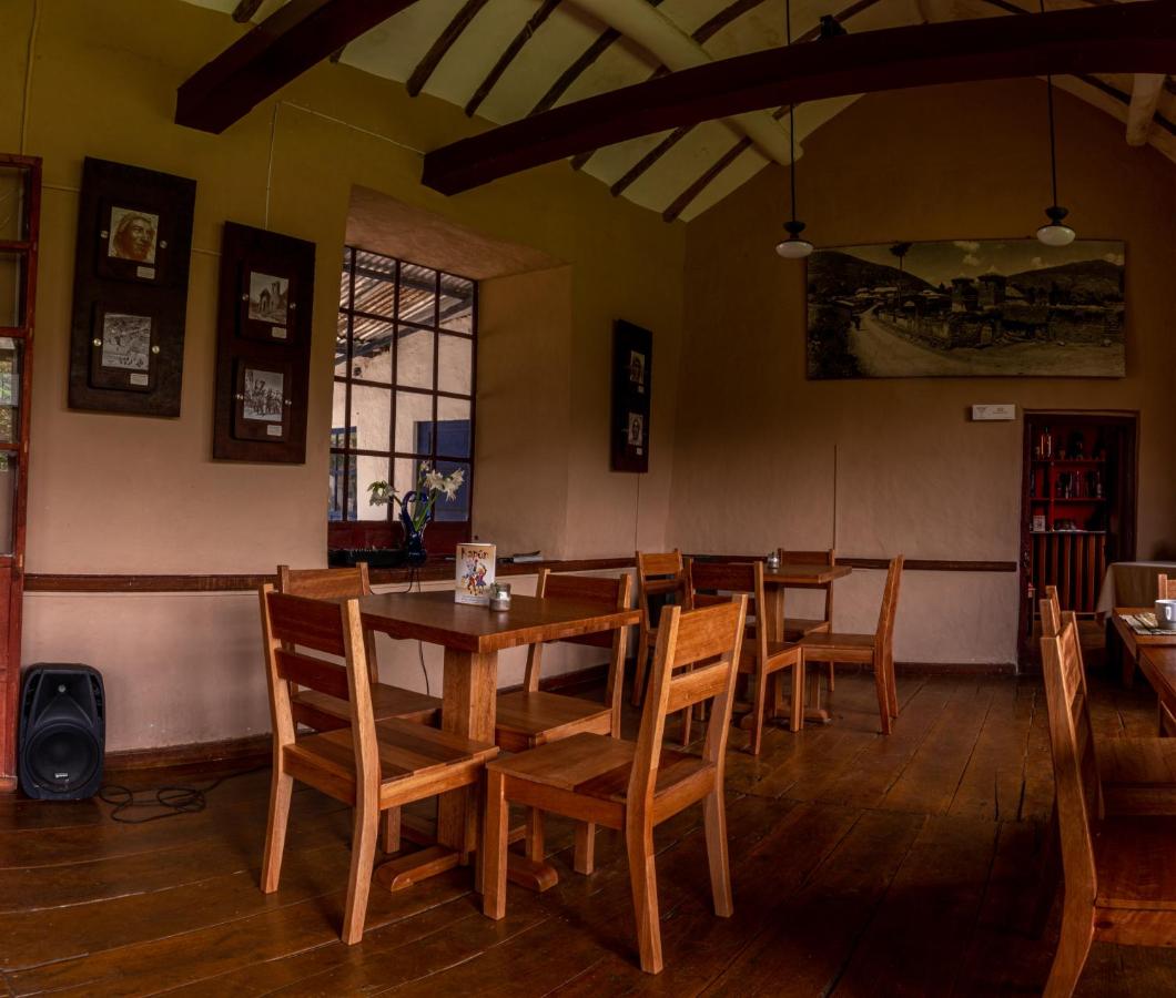 Casona Checacupe - Bed and Breakfast