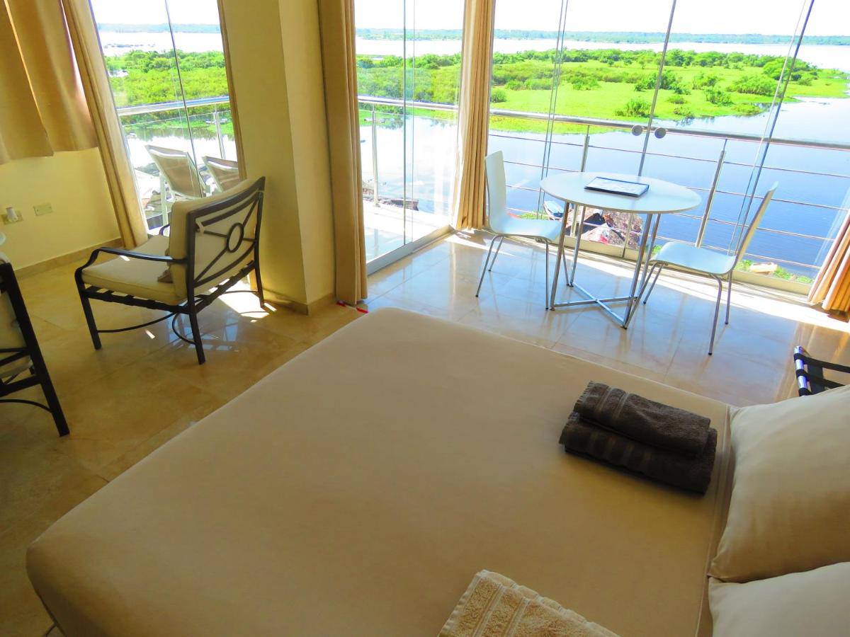 Apartment with Balcony - River View
