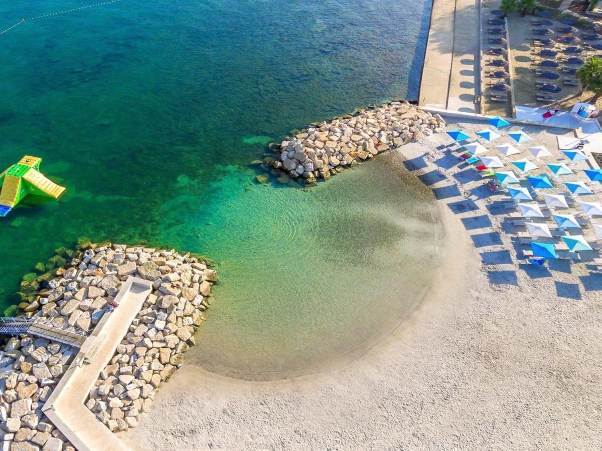 Luna 1 - B&B Poreč