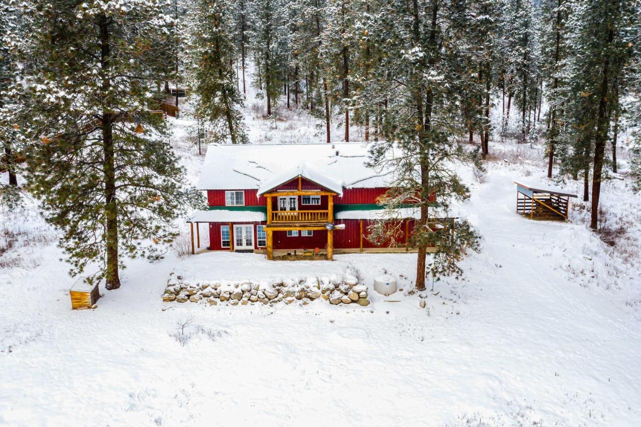 Kettle Falls Home with River Valley Mtn Views! - B&B
