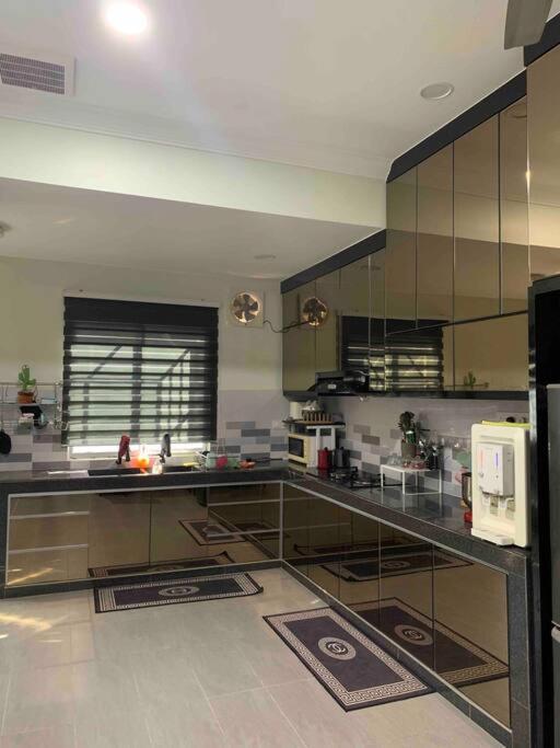 Homestay Permai Inn - Bed and Breakfast