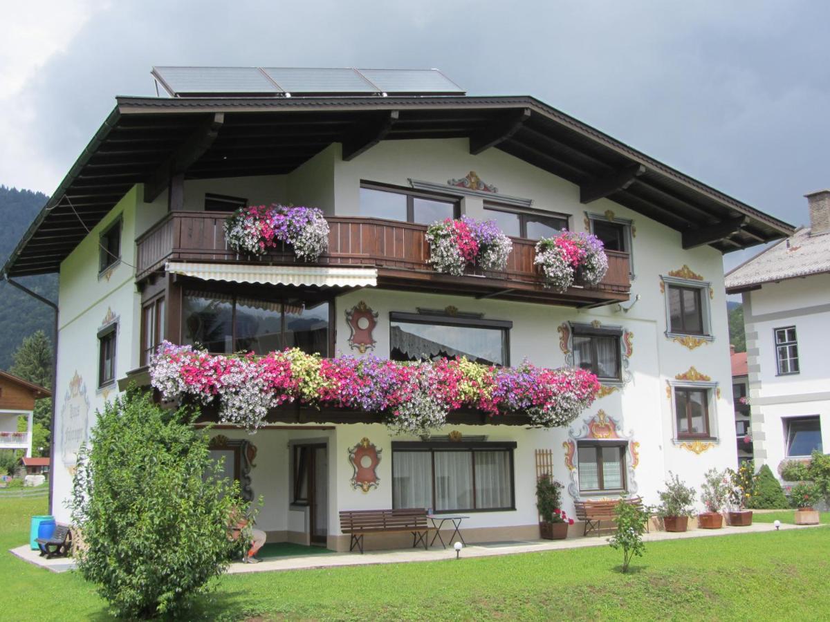 Gästehaus Fahringer - Bed and Breakfast Walchsee
