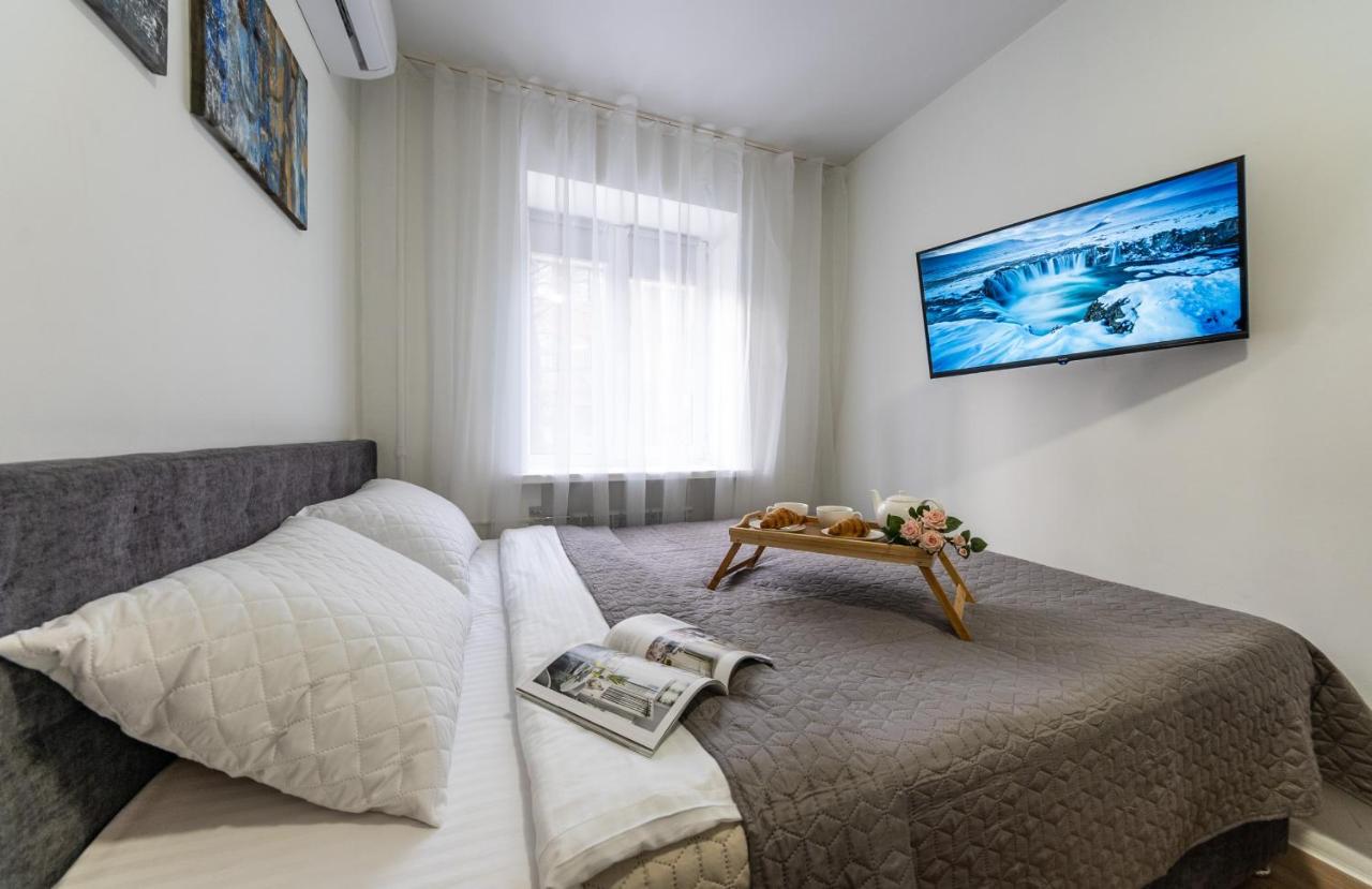 MYFREEDOM Апартаменти метро Либідська, Ocean Plaza - B&B
