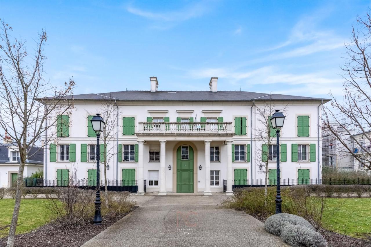 Disneyland-Paris, 8pers, Wifi, Netflix, 2 Parkings - B&B
