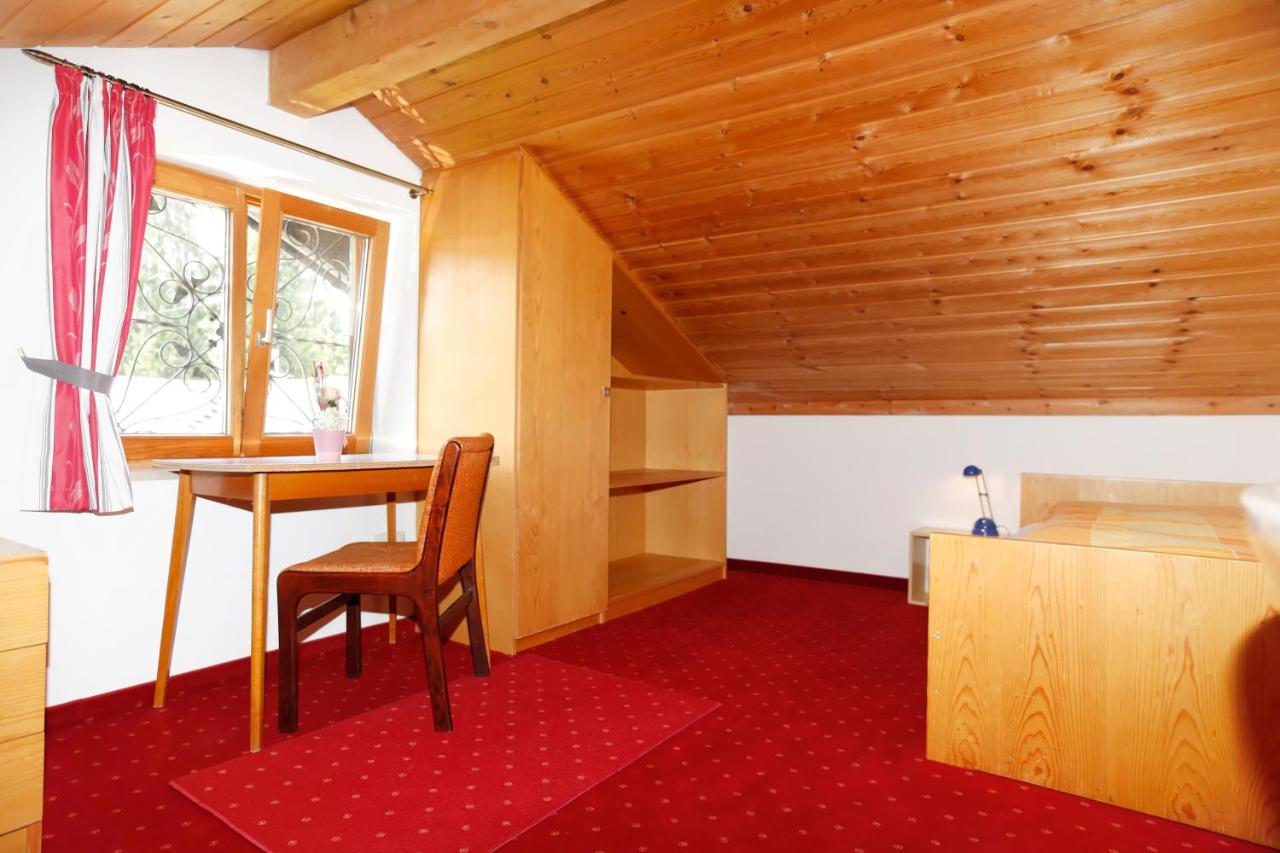 Single Room - Attic with shared bathroom and toilet