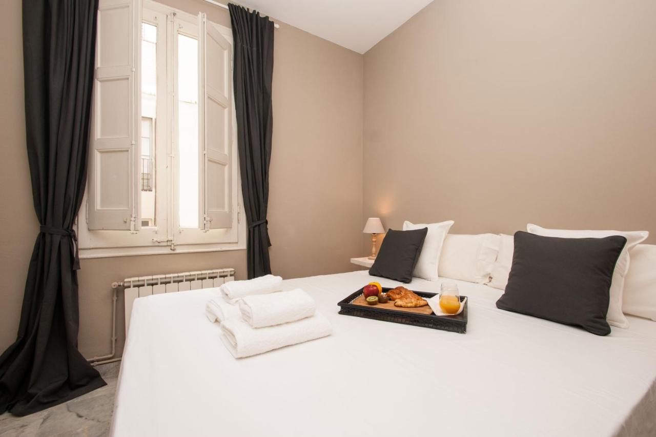 Luxury Three-Bedroom Apartment