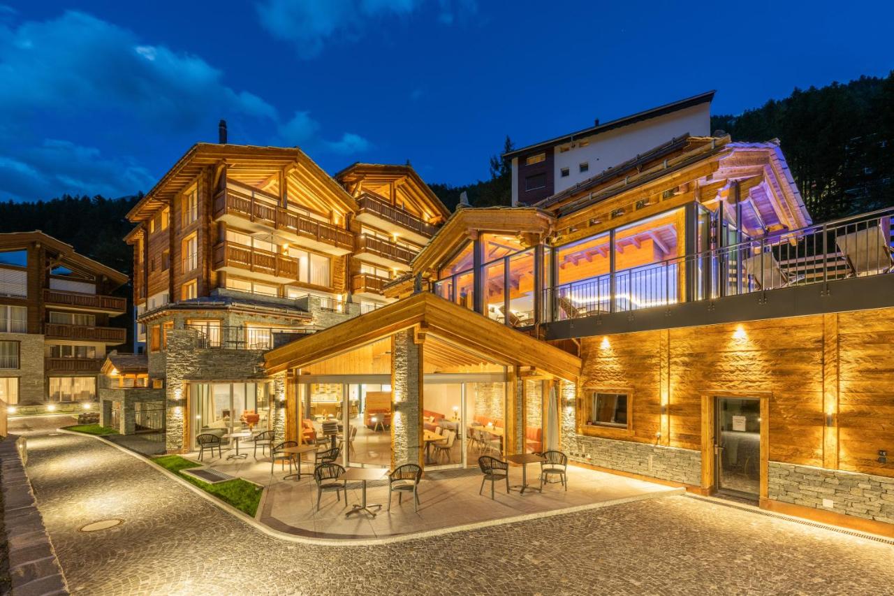 Luxury Residence Colosseo Zermatt - Bed and Breakfast