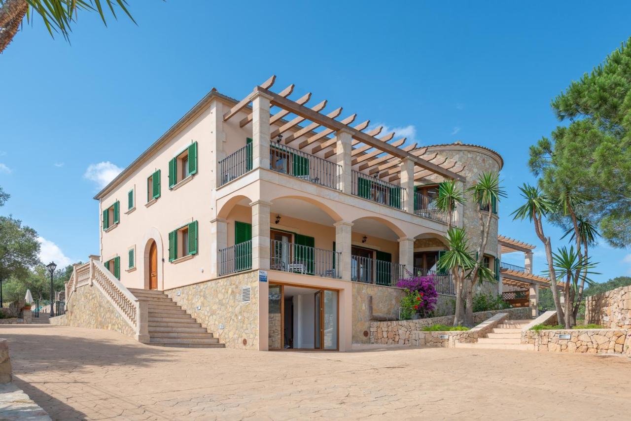 NEW! Villa Es Puig with Pool, BBQ, WiFi - Bed and Breakfast Felanitx