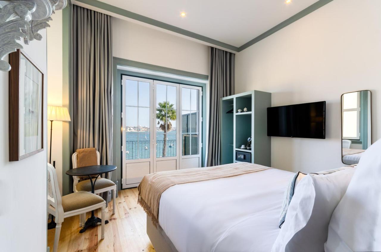 Double Room with Balcony and Sea View