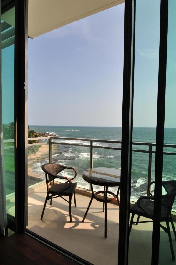 B&B Galle - Apartment L4-5, Oceanfront Condos, Galle, Sri Lanka - Bed and Breakfast Galle