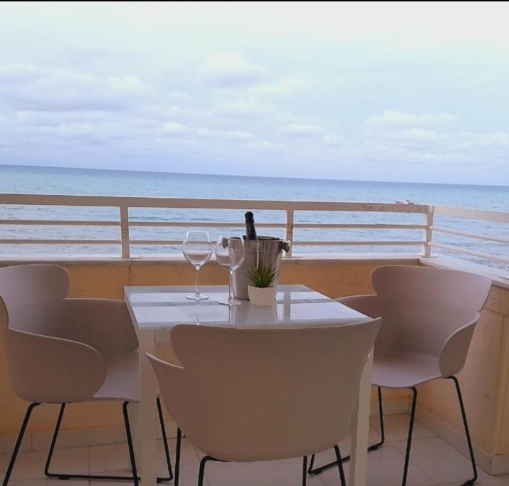 Paraiso, Sea View, Beach - B&B Torrevieja