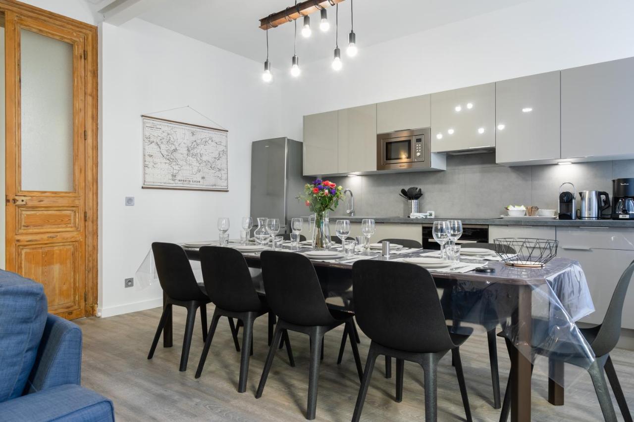 LE DIVILLIEN - Bel et grand appartement idéalement situé - B&B Marsella