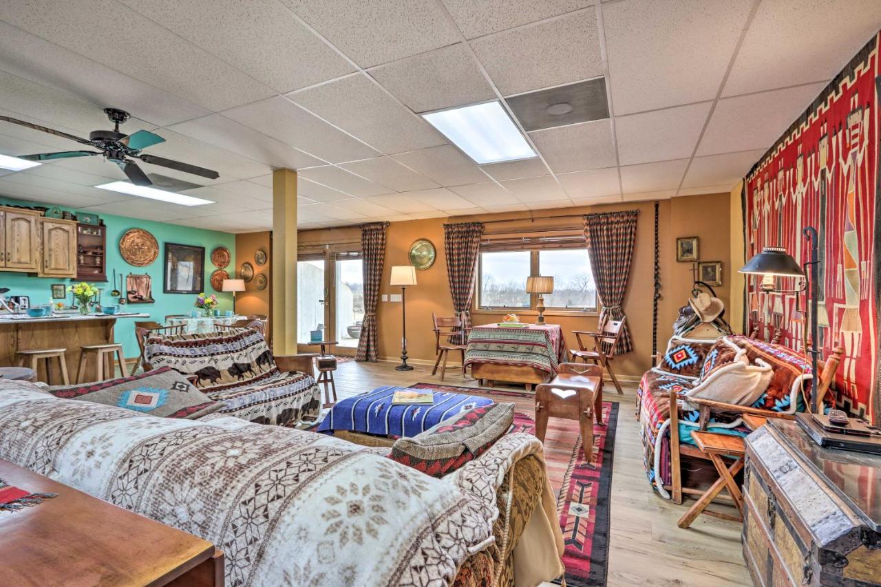15 Mi to Niangua River Studio in Buffalo - B&B