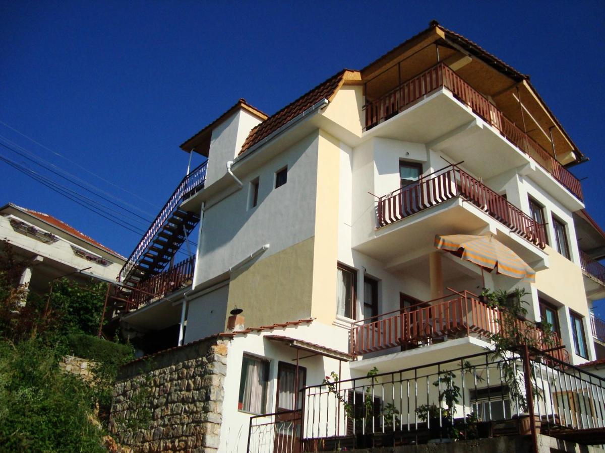 B&B Ohrid - Sonce Guest House - Bed and Breakfast Ohrid