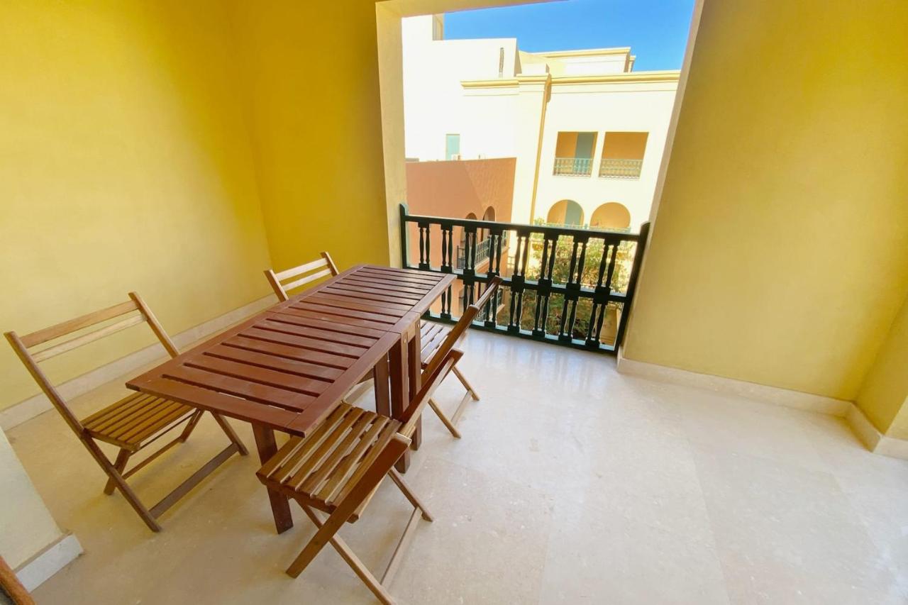 Minimal & Central 1BDR Apt Abu Tig Marina - Ferienwohnung Hurghada