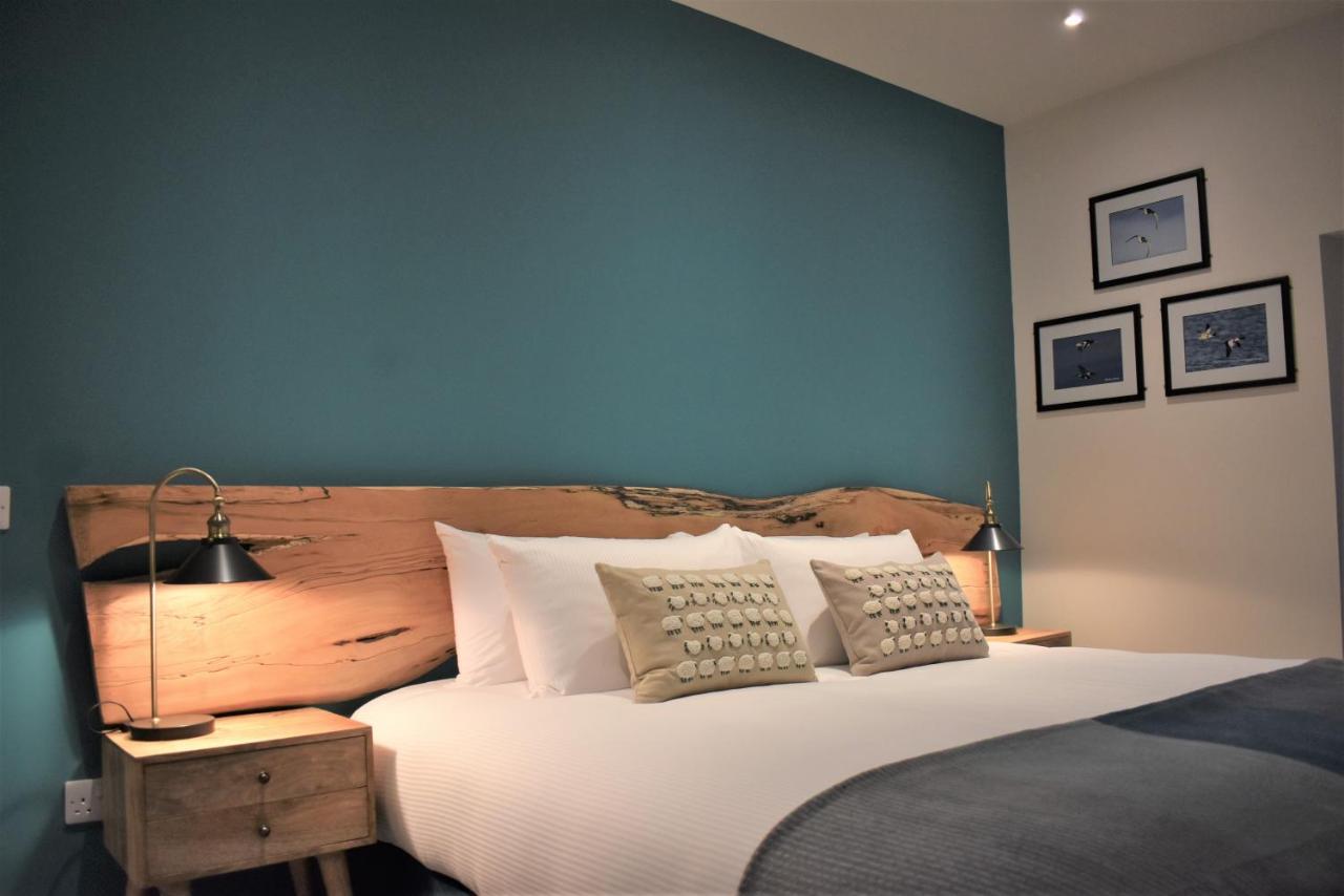 Superior Twin or Superior King Room with En-Suite