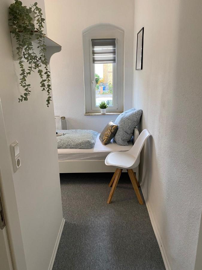 Standard Twin Room with Shared Bathroom
