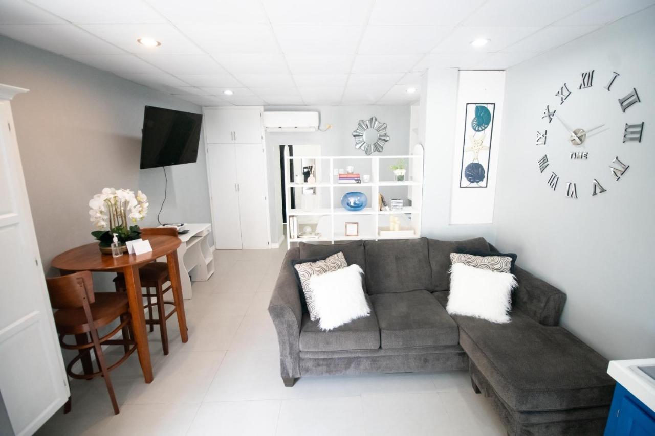 Stacys Place #3 Studio Apartment - Ferienwohnung
