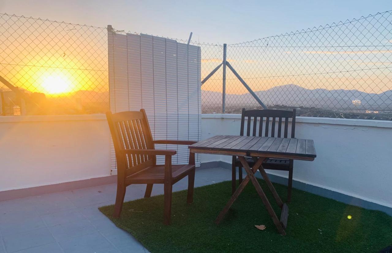 Apto-Estudio 20 min-centro Málaga - Chambres d’hôtes
