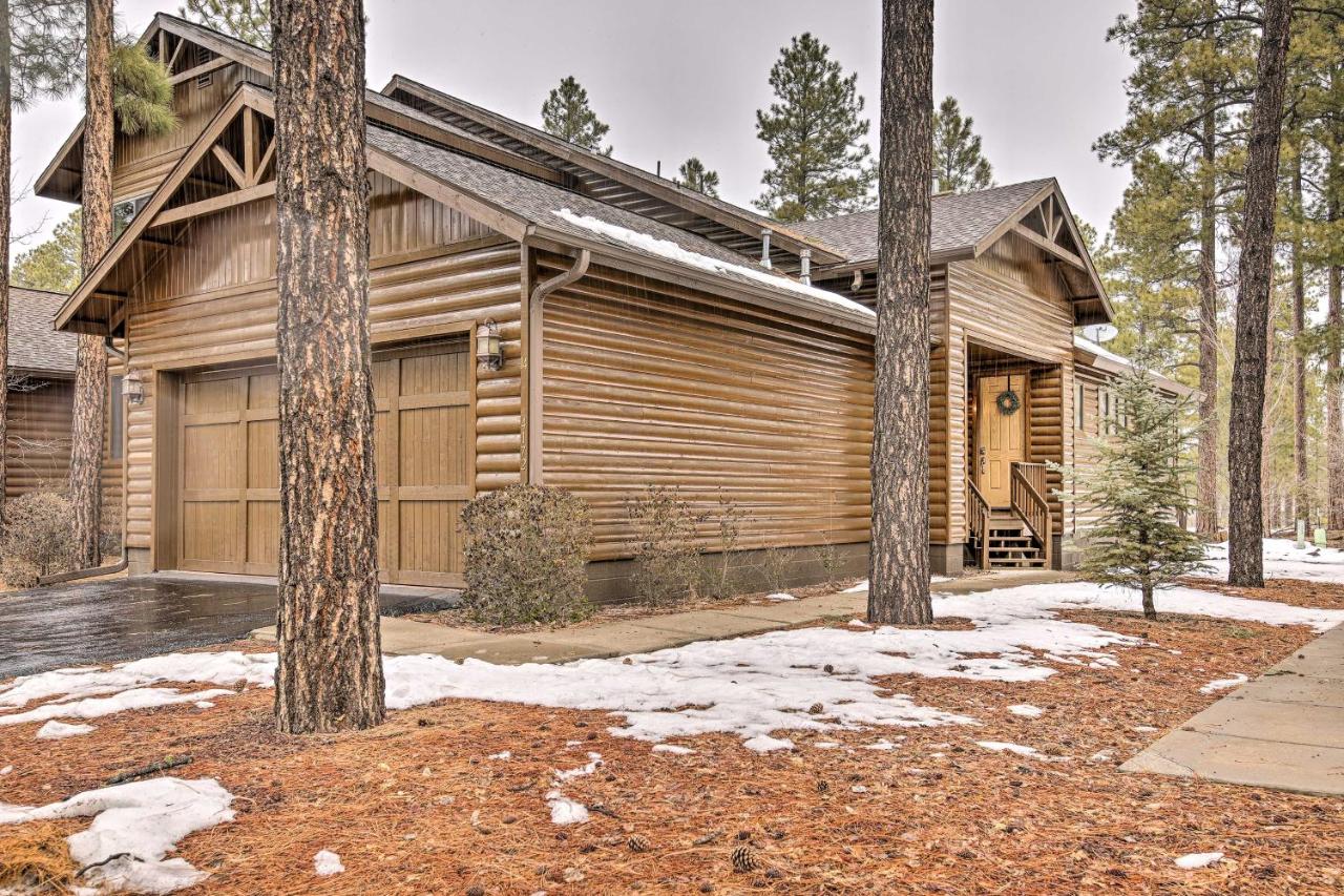 Deck & Game Room: Spacious Pinetop Cabin! - B&B Indian Pine