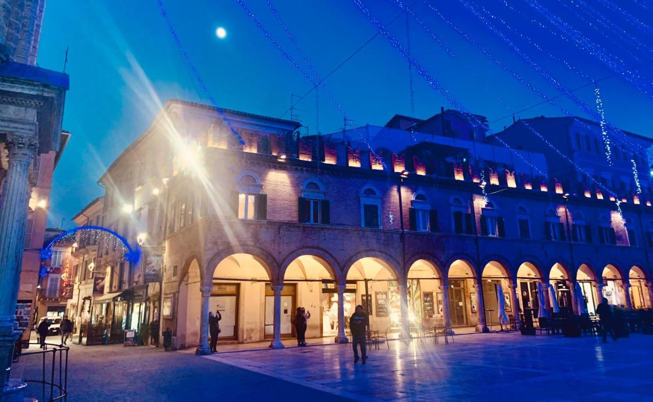 B&B Ascoli Piceno - Lovely 2 bedroom apartment steps from Ascoli's stunning Piazza del Popolo - Bed and Breakfast Ascoli Piceno