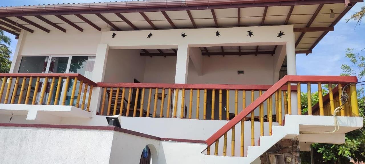 B&B Matara - Kiralawella Beach Inn - Bed and Breakfast Matara