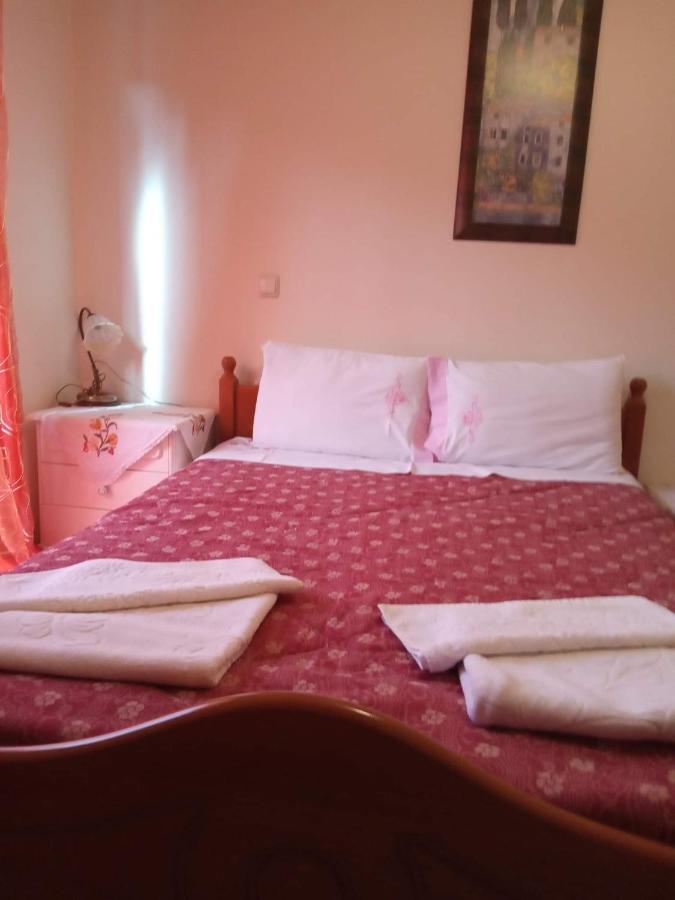 B&B Kerasia - ΡΑΧΗ - Bed and Breakfast Kerasia