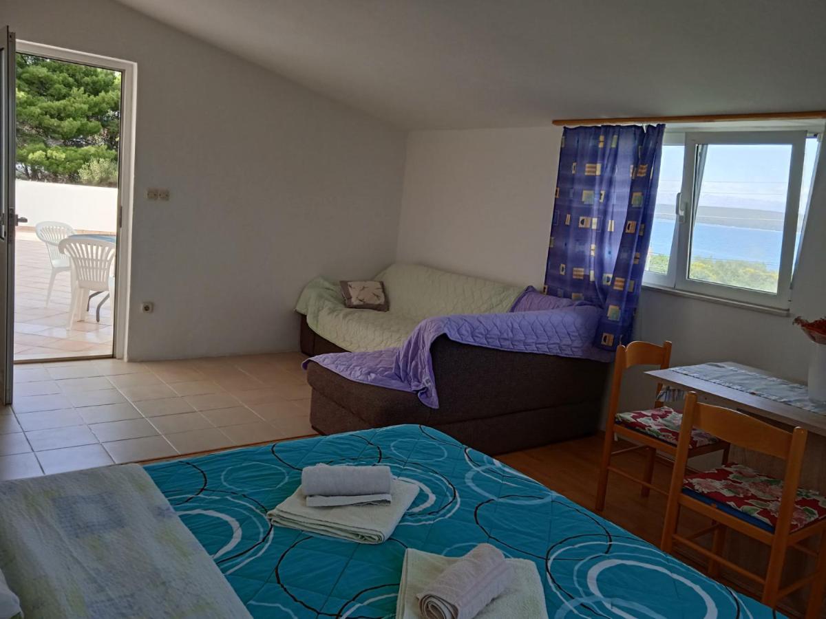 Studio Apartment with Sea View