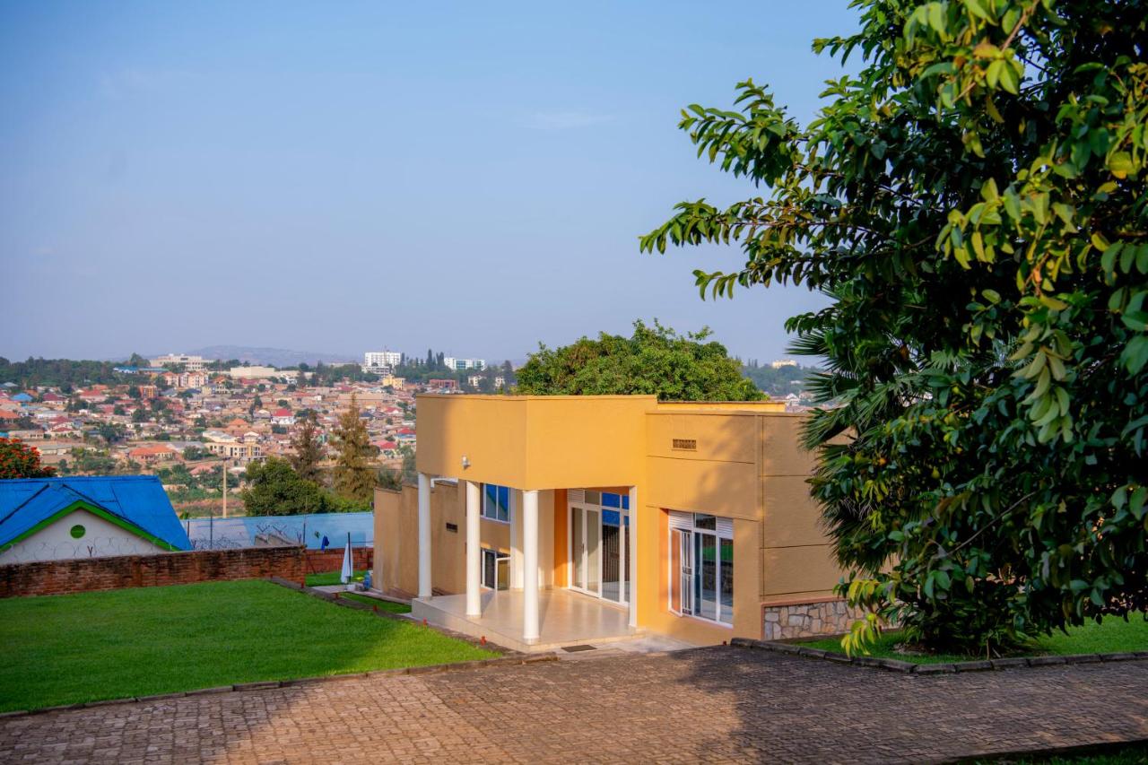 B&B Kigali - Fleur Guest House - Bed and Breakfast Kigali