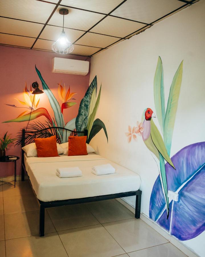 Tweepersoonskamer met een Eigen Externe Badkamer