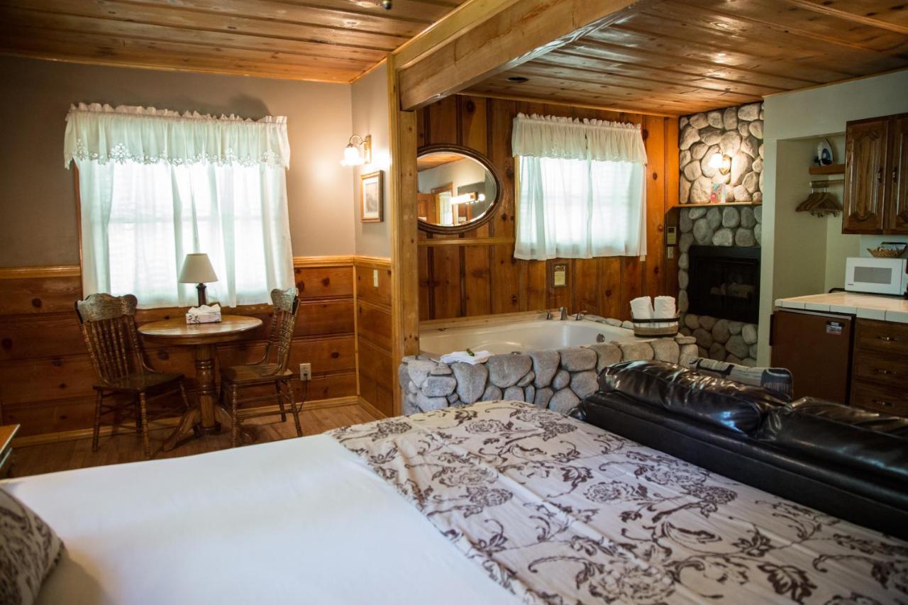 King Studio with Spa Bath