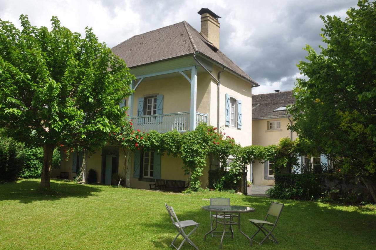 B&B Louvie-Juzon - Gîte d'étape Le Couvent d'Ossau - Bed and Breakfast Louvie-Juzon