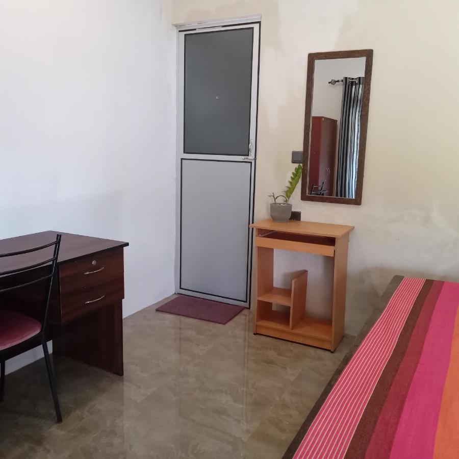 Camera Matrimoniale Deluxe (2 Adulti + 1 Bambino) 