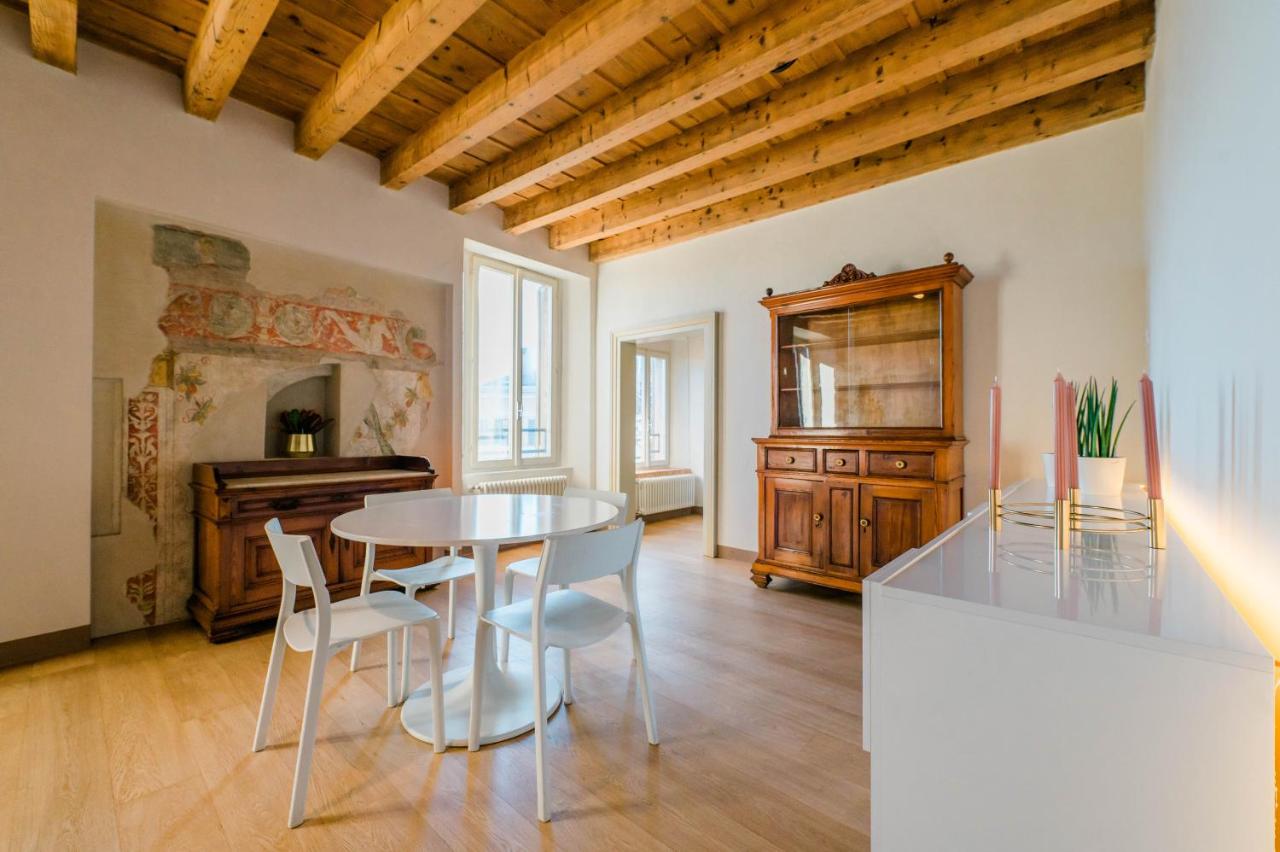 FEEL - Pareto Apartment - B&B Bergamo